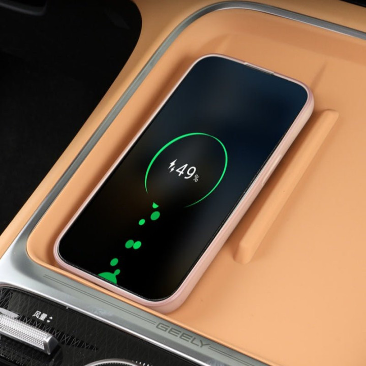 Wireless Charging Silicone Control Pad for Geely EX5 EM-i