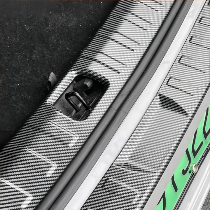 Carbon Fiber Trunk Sill Guard for Leapmotor C10