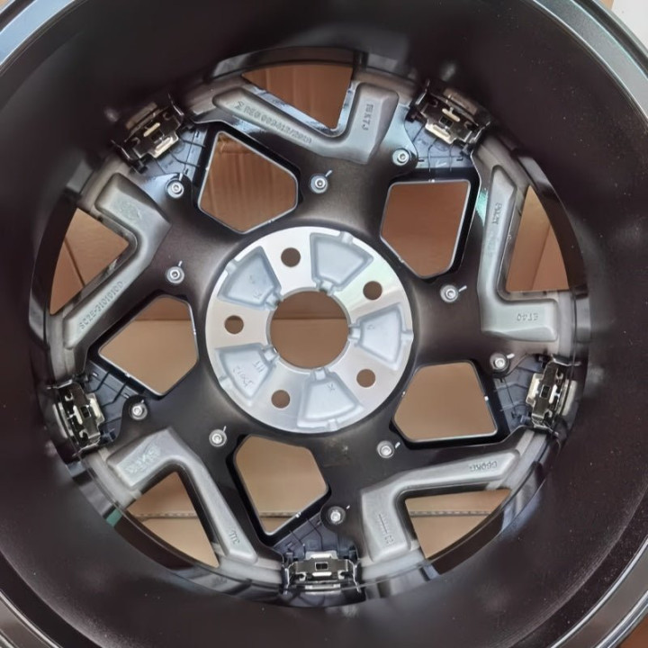 Genuine BYD ATTO 3 18" Alloy Wheel