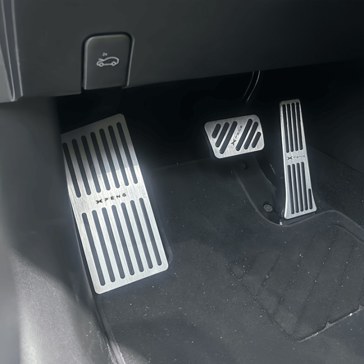 Brushed Aluminum Performance Pedal Covers for Xpeng G6 G9 P7 P7+ L03