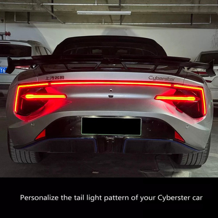 Černé kryty zadních světel pro MG Cyberster – foto 6