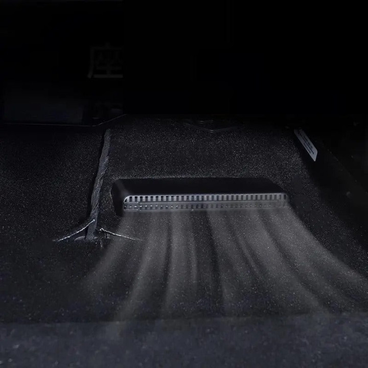 Kryt výdechů pod sedadly pro Omoda 7