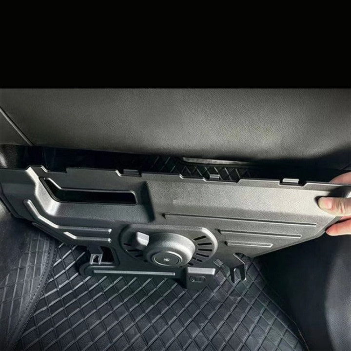 Ochranný panel proti okopání pod palubní desku pro Jetour T1