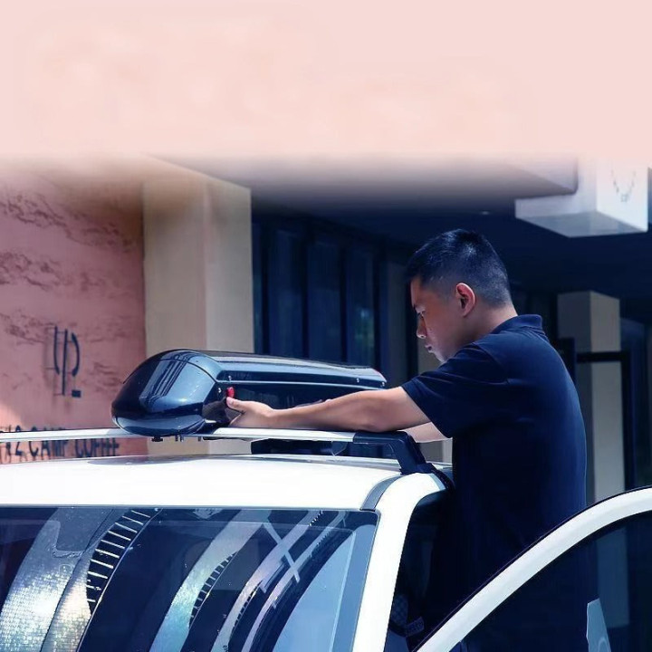 Dálkově ovládaná sluneční clona pro auto – foto 13