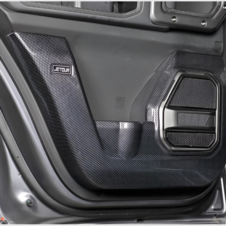Ochranné prahové panely dveří z ABS carbon fiber pro Jetour T2 – foto 3