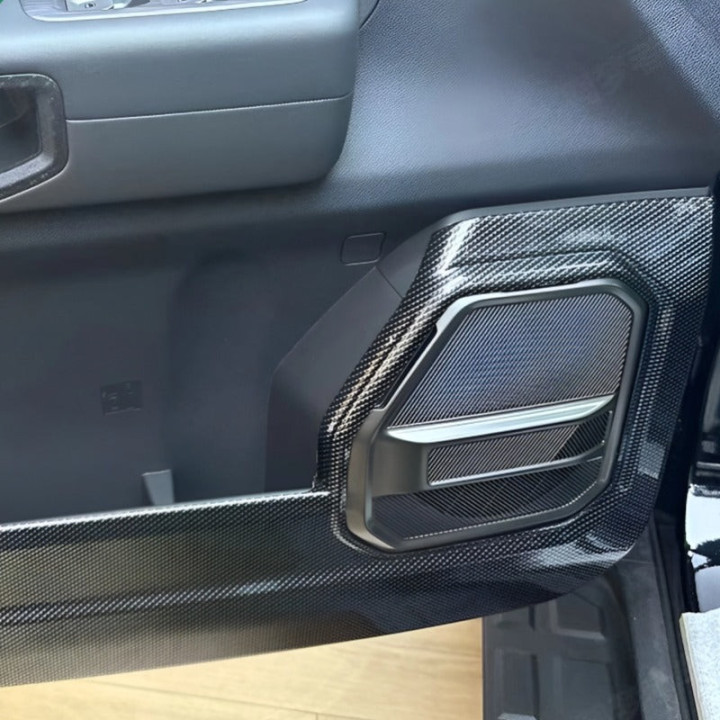 Ochranné prahové panely dveří z ABS carbon fiber pro Jetour T2 – foto 7