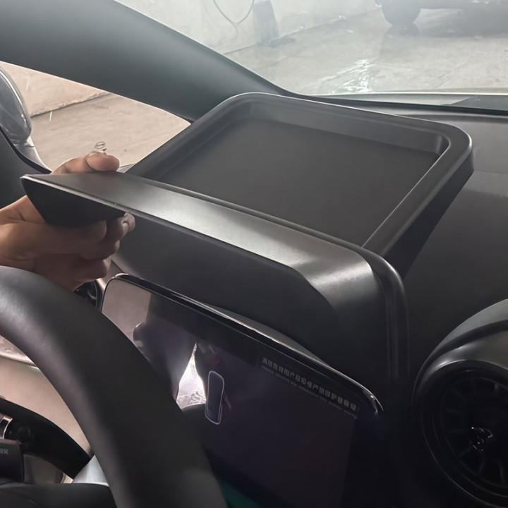 Sluneční clona displeje pro BYD Dolphin – foto 5