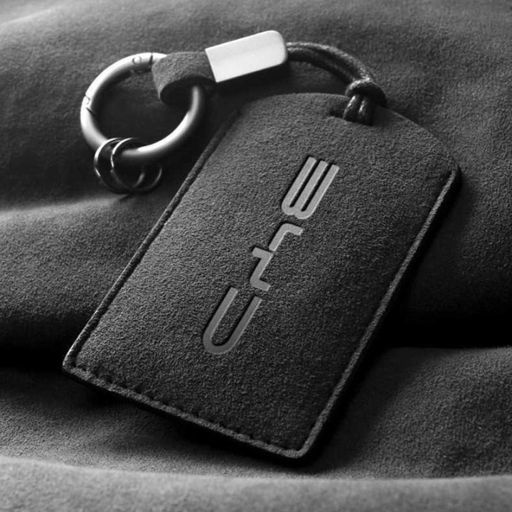 Pouzdro na NFC kartu z Alcantara® pro BYD