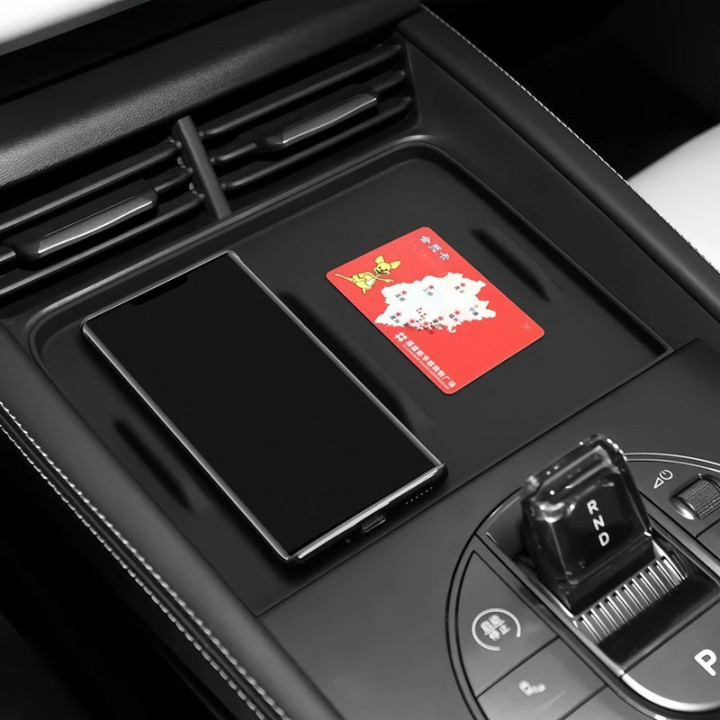 Bezdrátová nabíjecí podložka do konzole pro BYD Seal 6 – foto 4