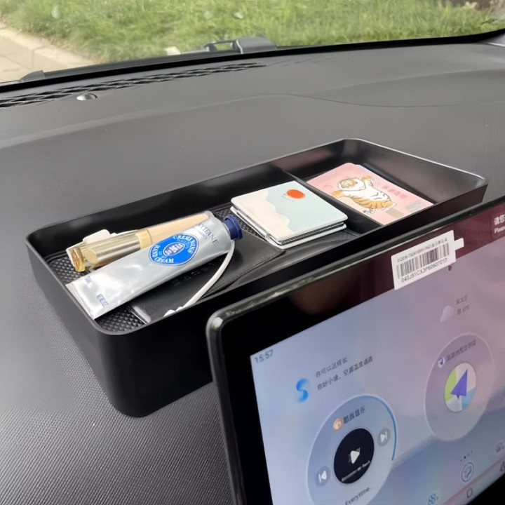 Úložný box u centrálního displeje pro BYD Dolphin Surf – foto 5