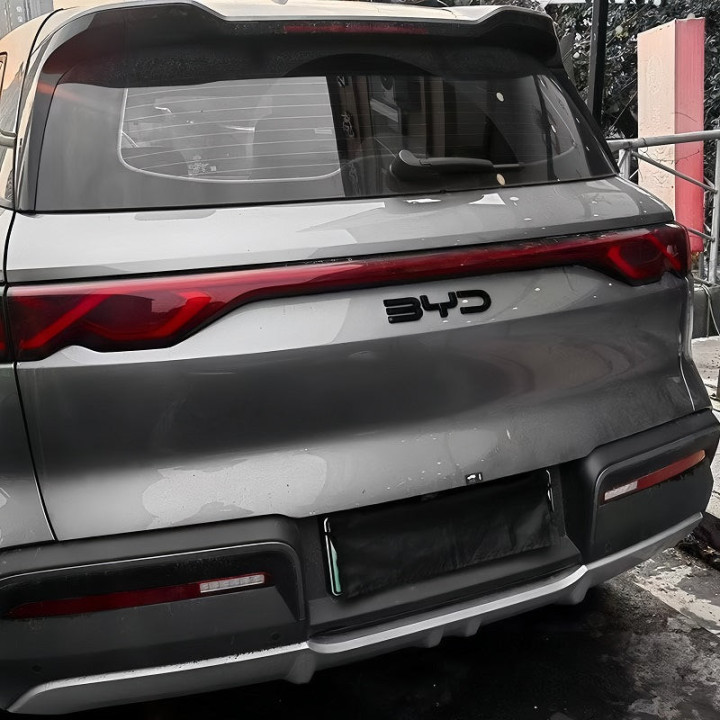 Zadní emblém z ABS pro BYD Atto 2 – foto 2