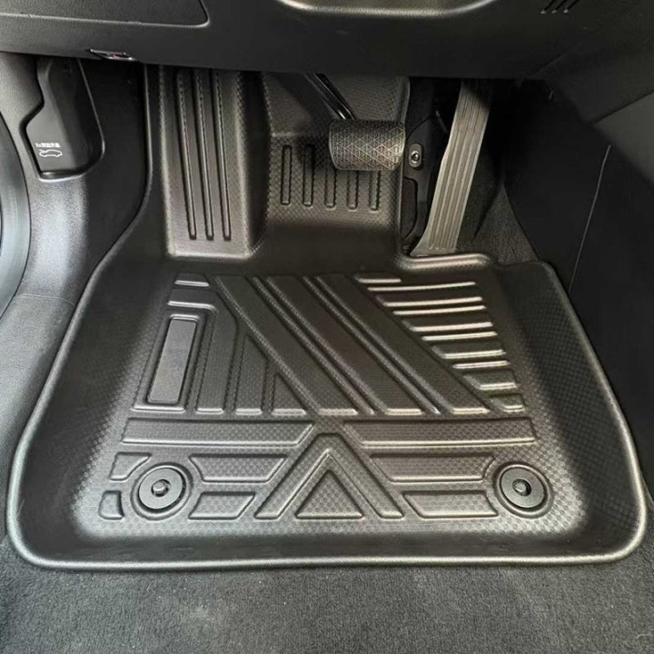 Celoroční rohože z TPE pro BYD Han