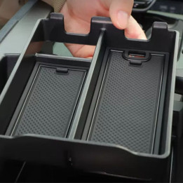 Organizér loketní opěrky s vložkou pro BYD Han