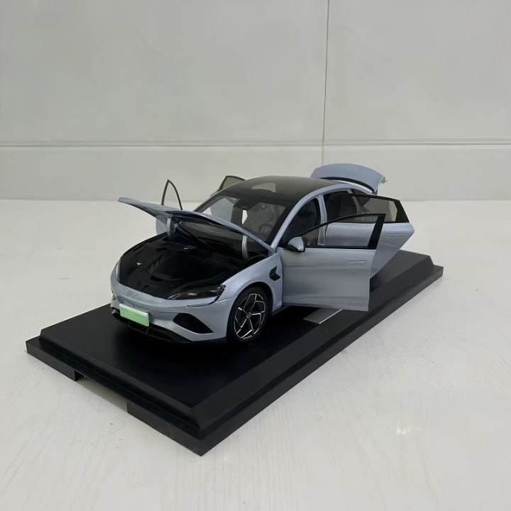 Kovový model auta 1:18 pro BYD – foto 7
