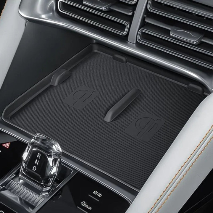 Silikonová protiskluzová podložka konzole pro BYD Seal U