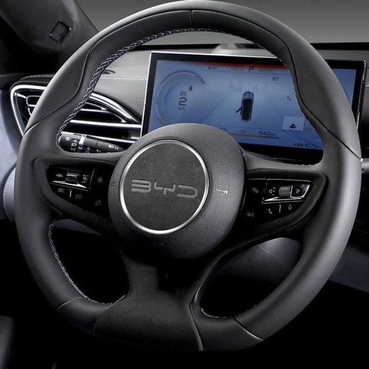 Potah volantu Alcantara pro BYD – foto 2