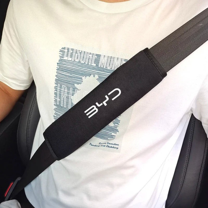Černé návleky na bezpečnostní pásy pro BYD – foto 4