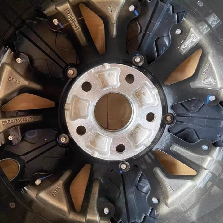 Hliníkové kolo 18 palců ET 40 pro BYD Seal – foto 5
