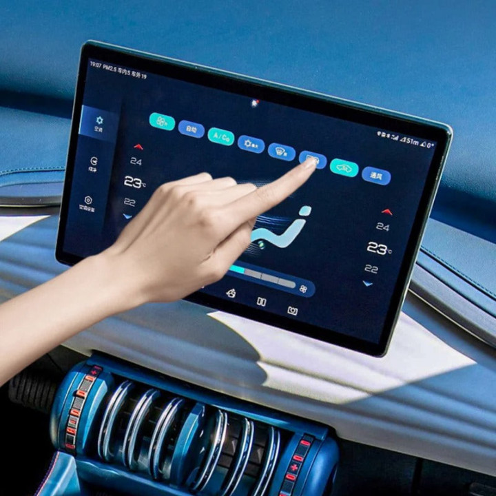 Otočný držák centrálního displeje pro BYD Atto 3 a Seal U – foto 3