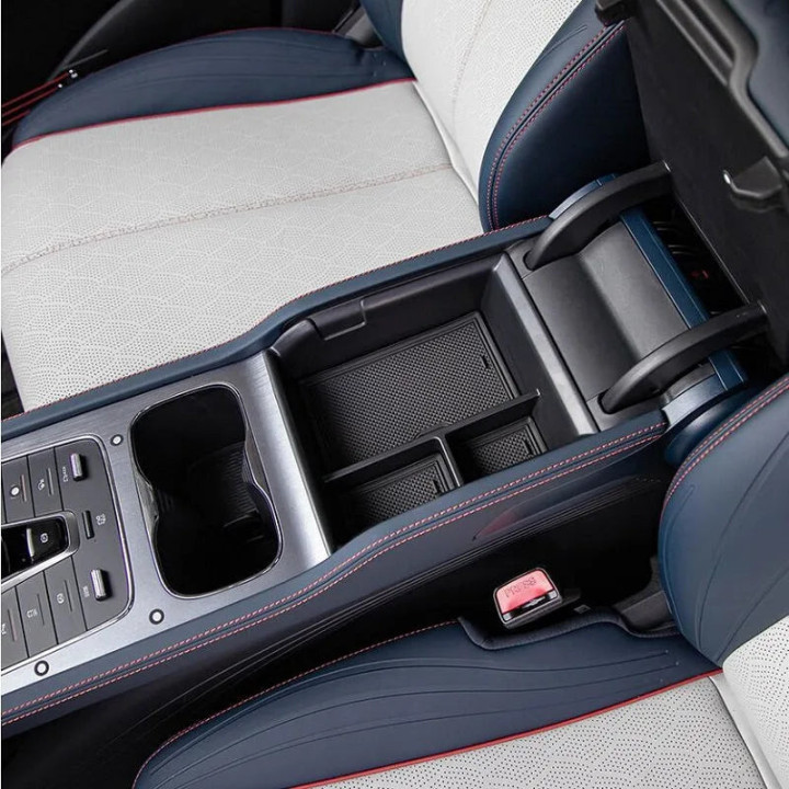 Organizér loketní opěrky s vložkou pro BYD Atto 3 – foto 2