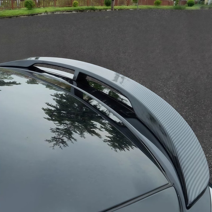 Zadní spoiler Carbon Fiber nebo Glossy Black pro Xpeng P7 – foto 2