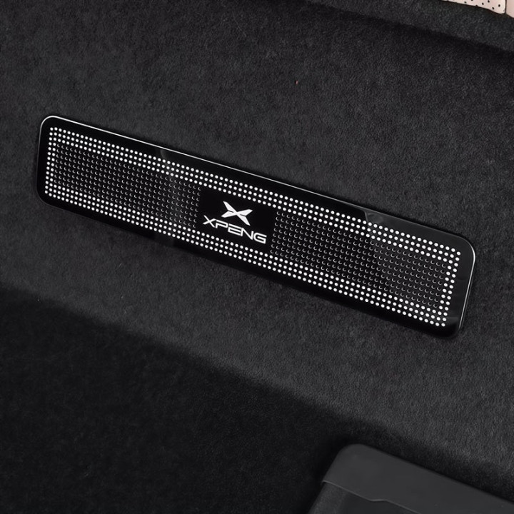 Kryt výdechu pod sedadlem pro Xpeng X9 – foto 6