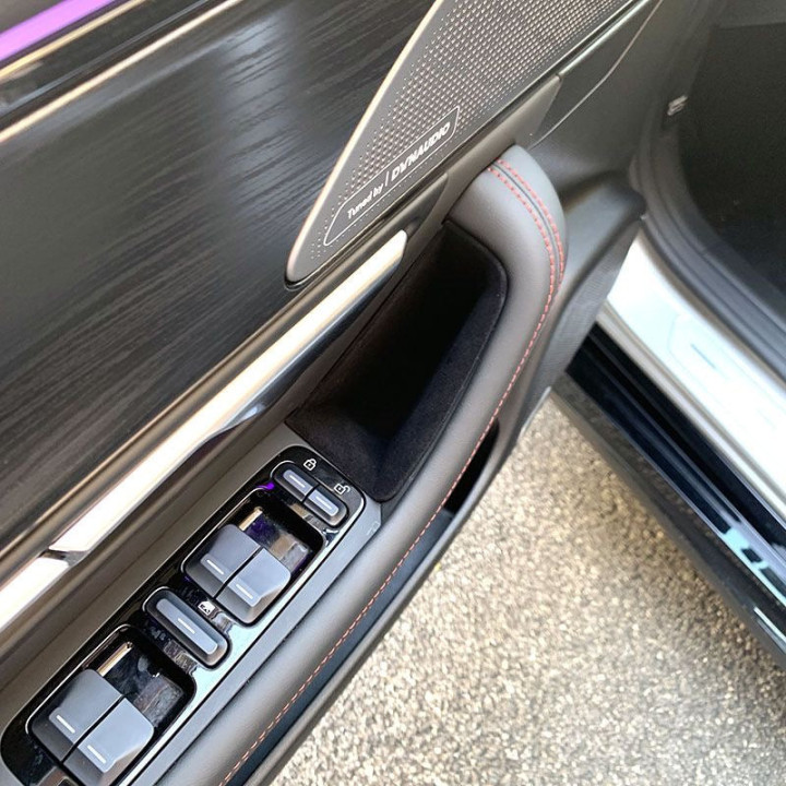 Dveřní úložné boxy 2 ks pro Xpeng P7 – foto 2